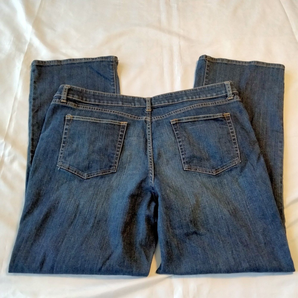 Boot Jeans - Picture 8 of 10